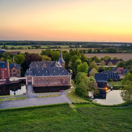 Schloss Wissen ヴェエツェ エクステリア 写真
