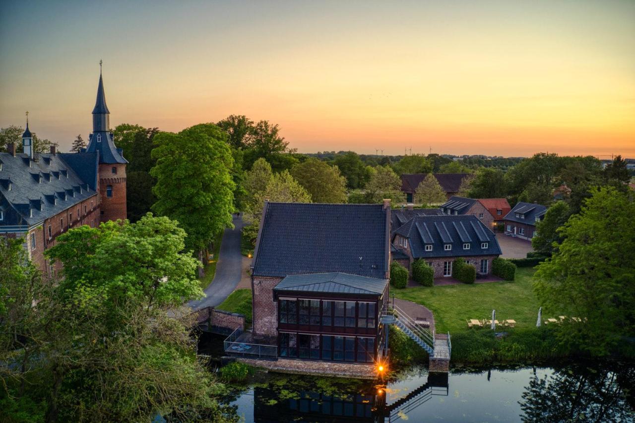 Schloss Wissen ヴェエツェ エクステリア 写真