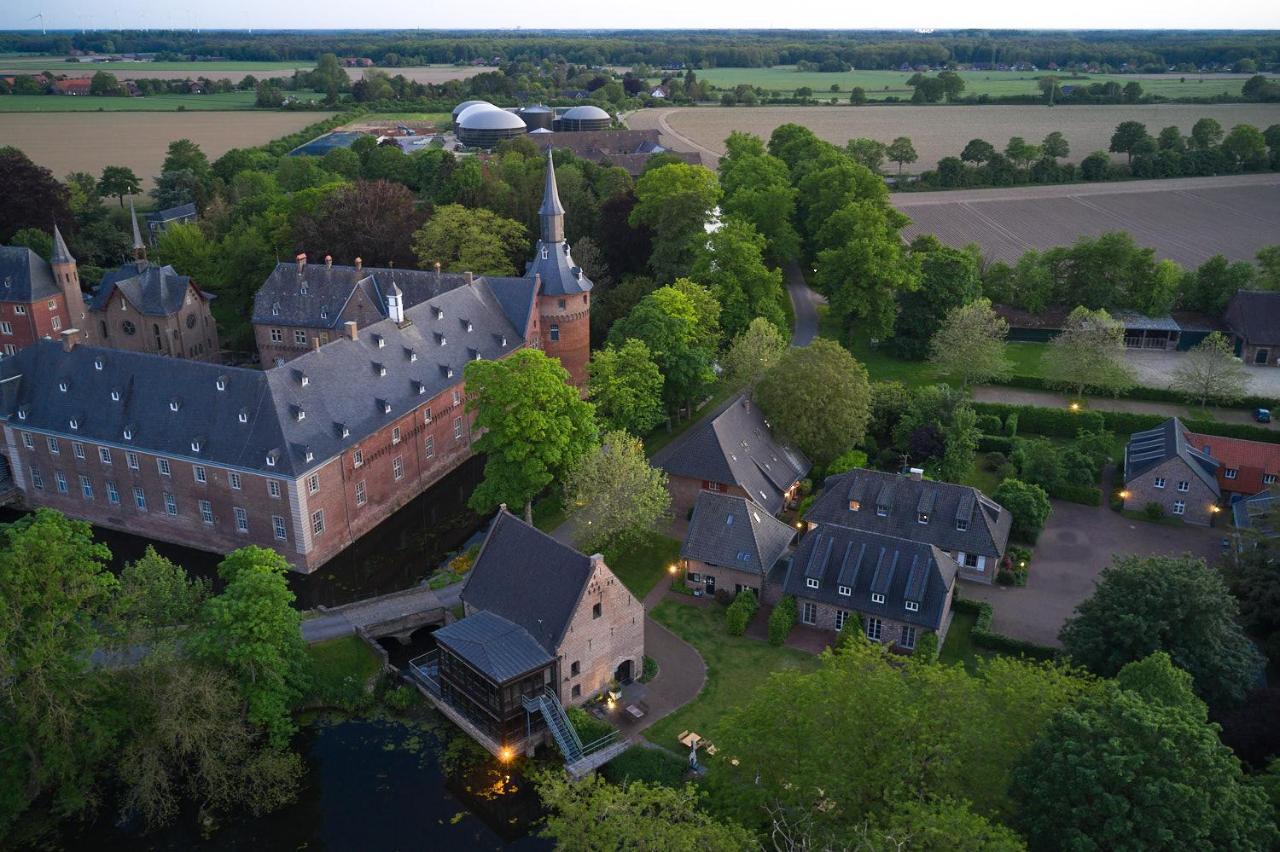 Schloss Wissen ヴェエツェ エクステリア 写真