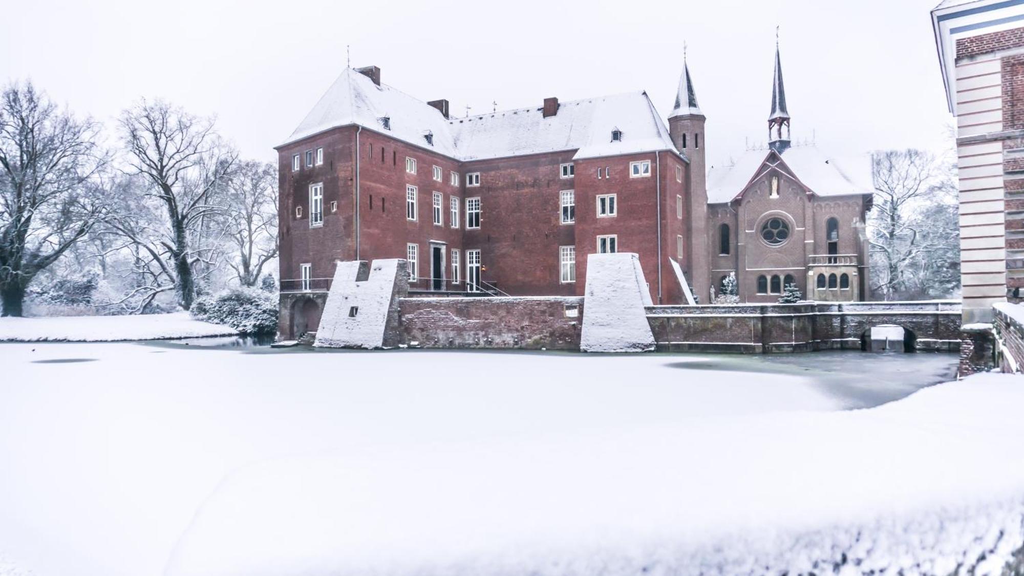 Schloss Wissen ヴェエツェ エクステリア 写真